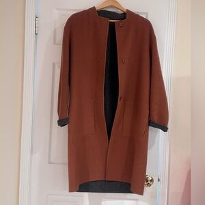 Theory reversible camel/charcoal coat. In good preloved condition. Size M